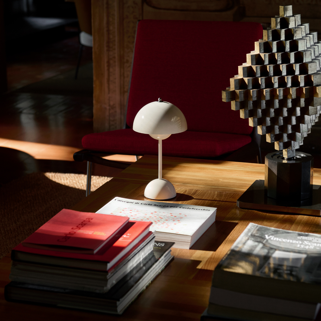 &Tradition Flowerpot VP9 Portable Lamp
