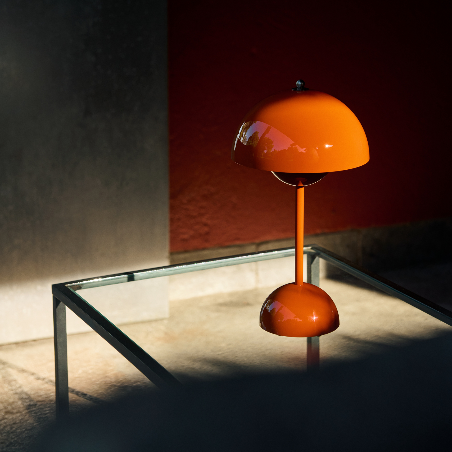 &Tradition Flowerpot VP9 Portable Lamp
