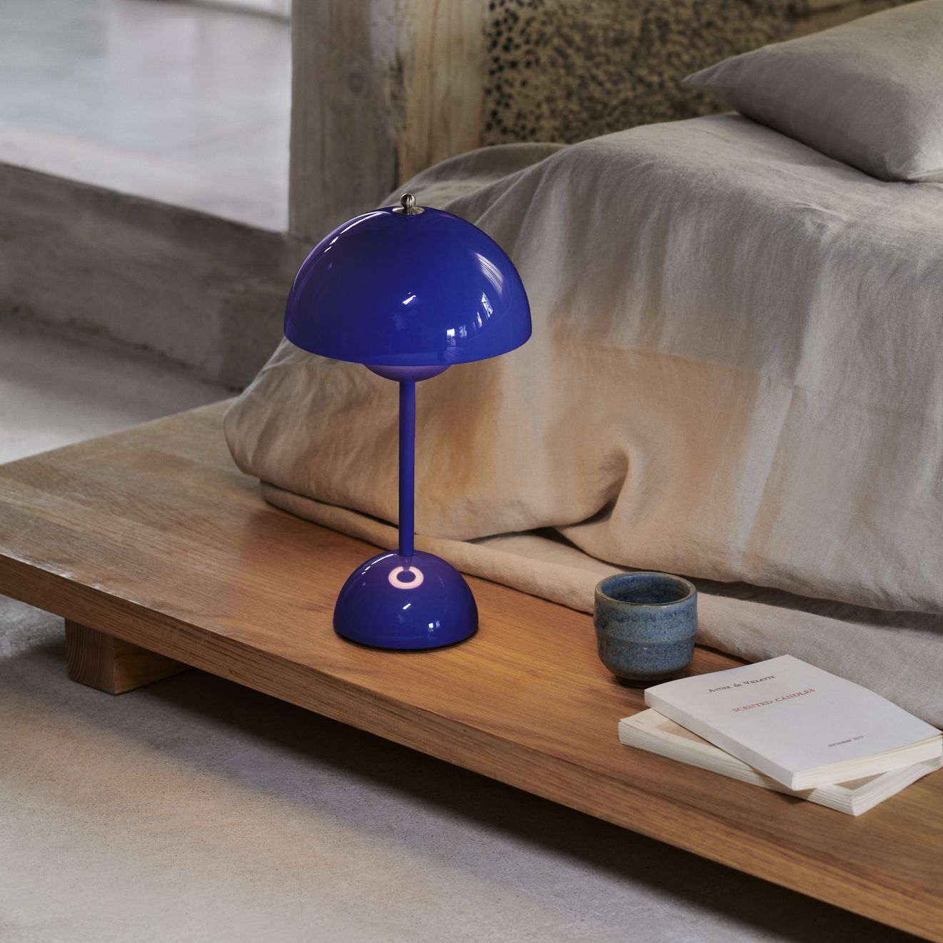&Tradition Flowerpot VP9 Portable Lamp