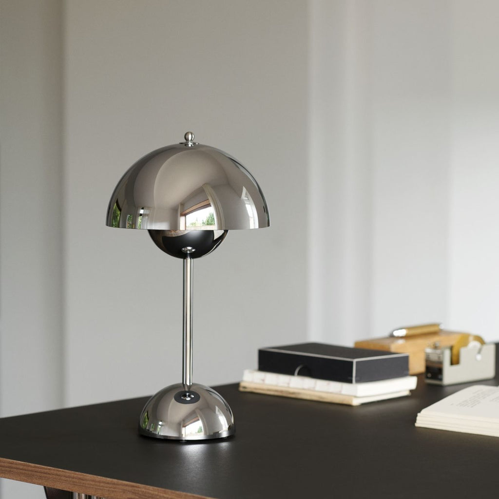 &Tradition Flowerpot VP9 Portable Lamp