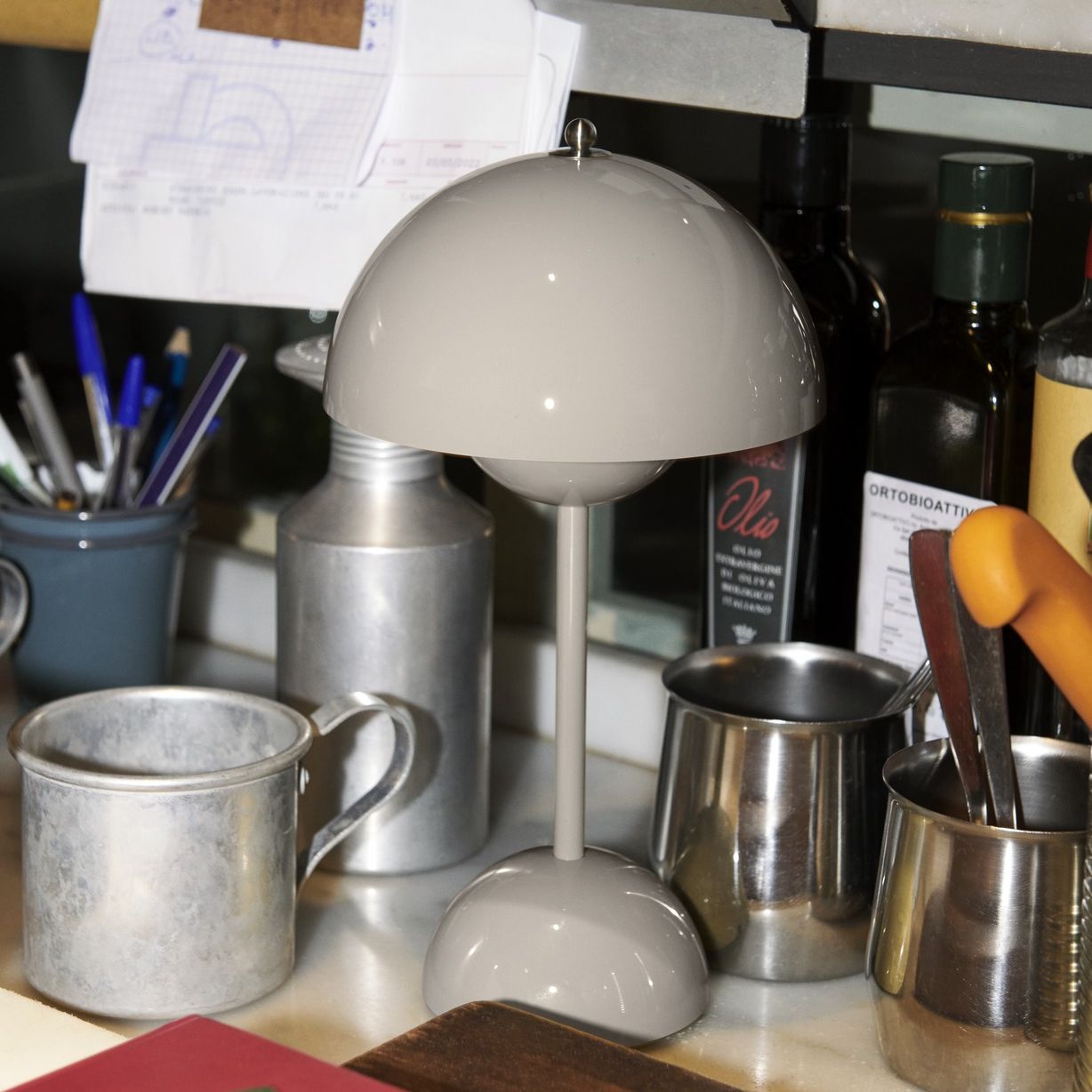 &Tradition Flowerpot VP9 Portable Lamp