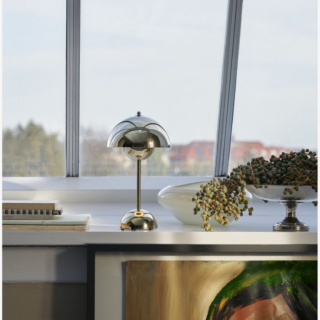 &Tradition Flowerpot VP9 Portable Lamp